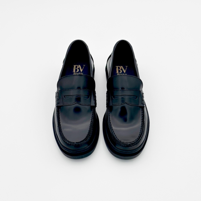 MOCASIN BRILLO COLOR NEGRO